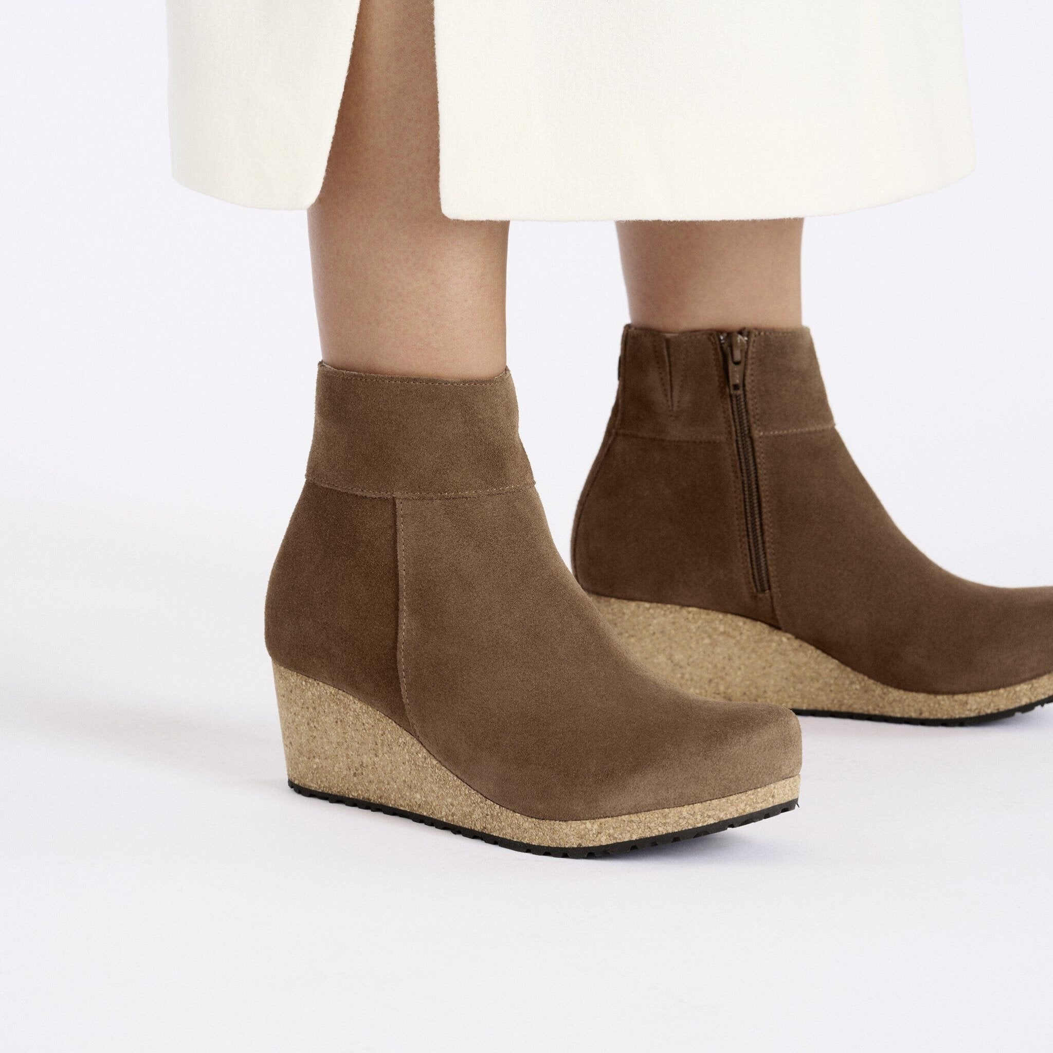 Ebba | Suede | Dark Tea - Image 2