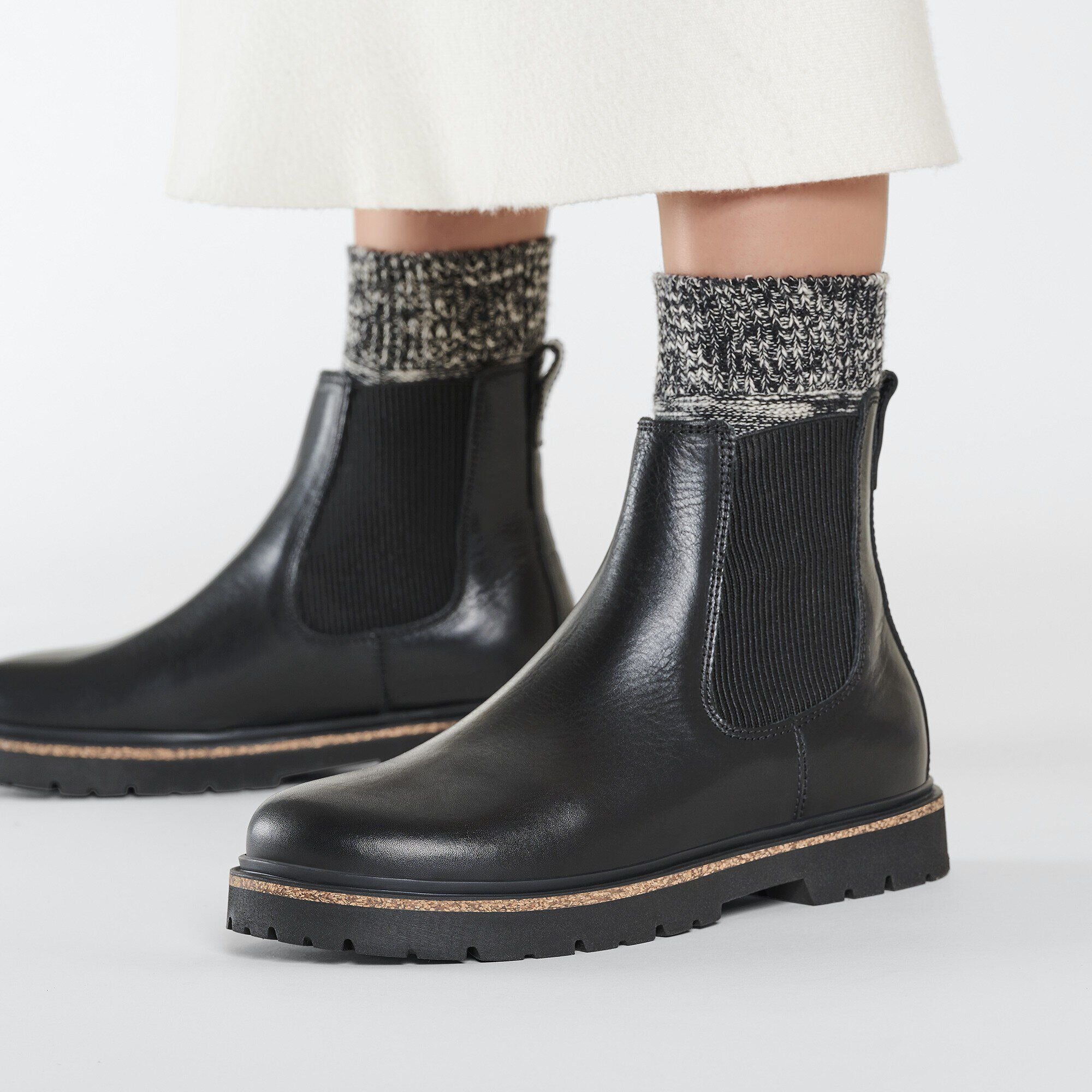Highwood Slip On | Women | Leather | Black - Image 2