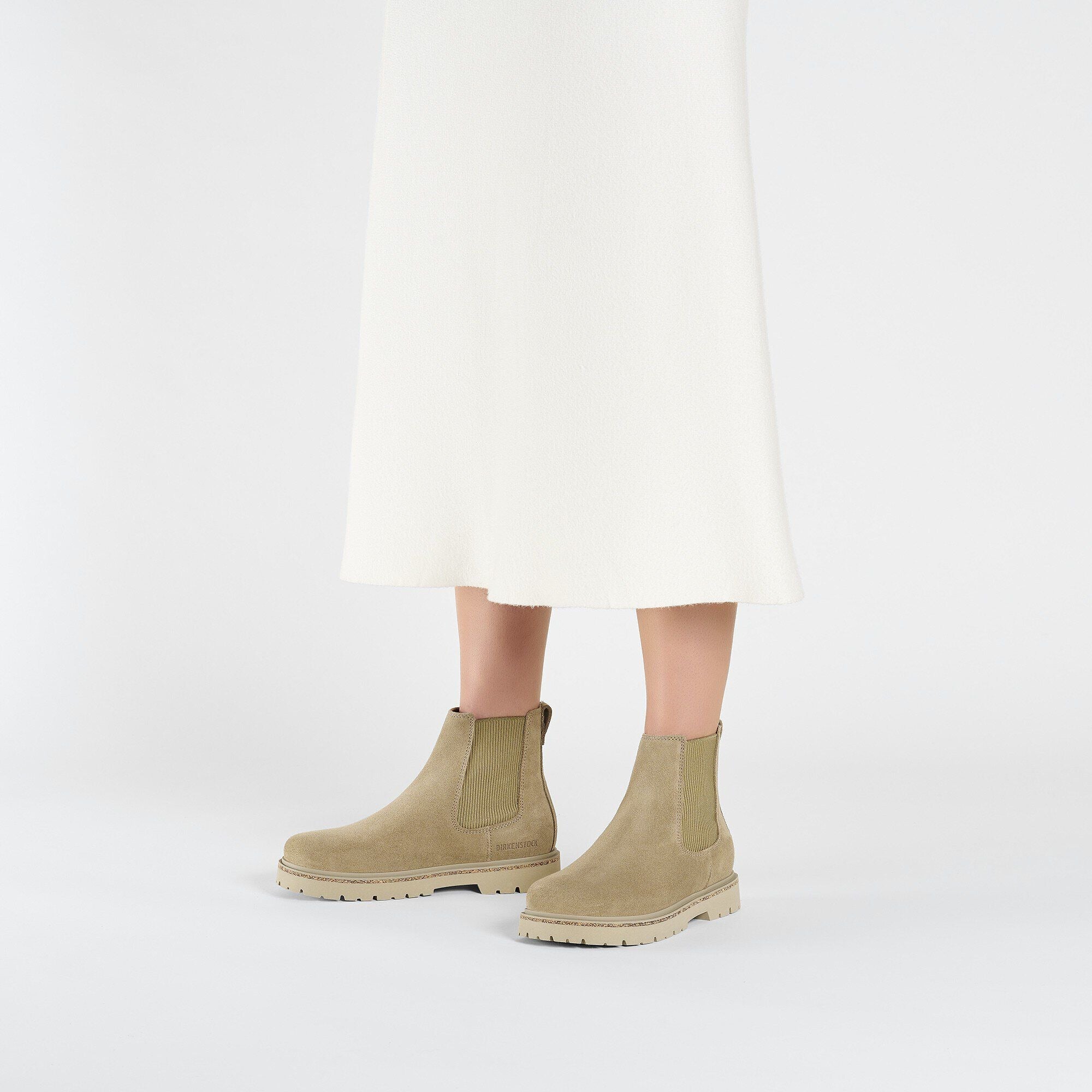 Highwood Slip On | Women | Suede | Taupe - Image 3